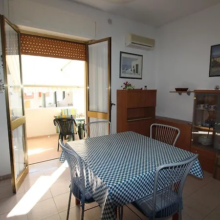 Holiday home Casa Vacanze Elda A *